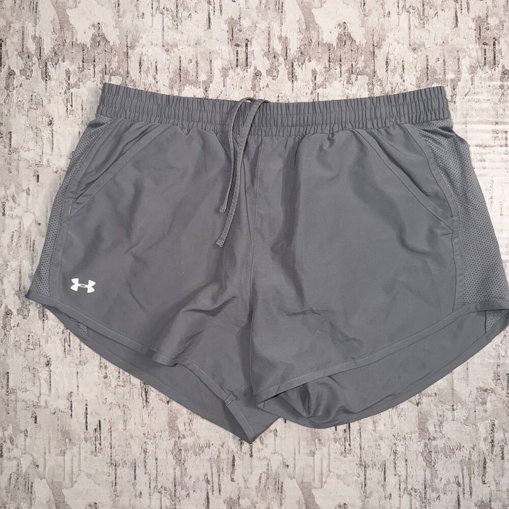 Under Armour Women’s Medium Gray Running Athletic Shorts HeatGear Lined